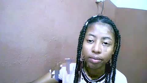 Snapshot of joliekah27 chatting on 28, 2, 2025 joliekah27 online show from 28, 2, 2025