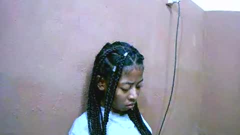 Snapshot of joliekah27 chatting on 28, 2, 2025 joliekah27 online show from 28, 2, 2025