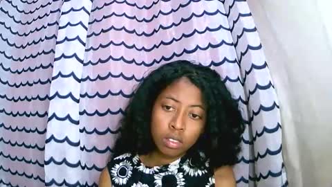 Snapshot of joliekah27 chatting on 9, 9, 2025 joliekah27 online show from 9, 9, 2025