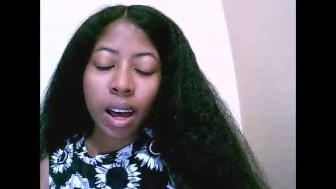 Snapshot of joliekah27 chatting on 2, 6, 2026 joliekah27 online show from 2, 6, 2026