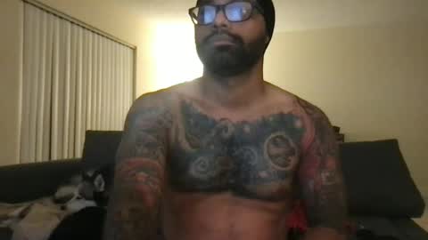 Snapshot of jon2h6k chatting on 4, 7, 2026 jon2h6k online show from 4, 7, 2026