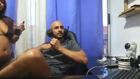 Snapshot of jon_bukowski chatting on 19, 10, 2025 Jon online show from 19, 10, 2025