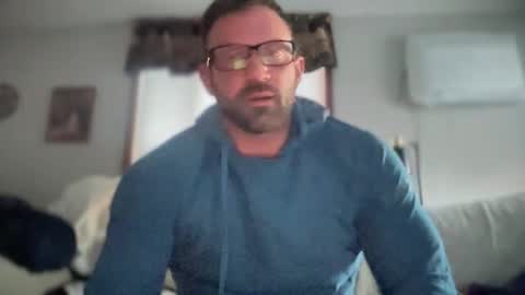 Jon Aries online show from 4, 2, 2026