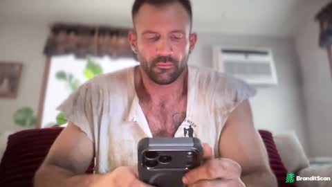 Snapshot of jonariesxxx chatting on 18, 5, 2026 Jon Aries online show from 18, 5, 2026