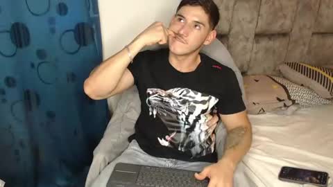 jonathancast08 online show from 11, 7, 2026