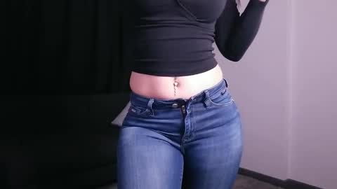 AlesyaJ online show from 4, 3, 2025