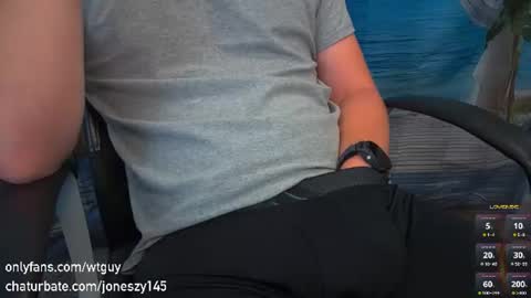 Snapshot of joneszy145 chatting on 21, 6, 2026 WhteGuy online show from 21, 6, 2026