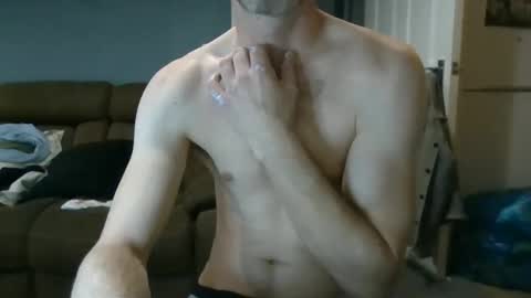 Snapshot of jonlow1 chatting on 26, 2, 2025 jonlow1 online show from 26, 2, 2025