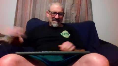 Snapshot of jony_five chatting on 4, 11, 2025 Jon online show from 4, 11, 2025