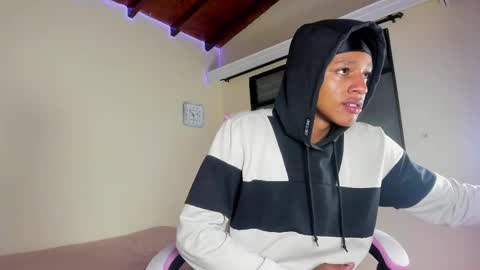 Snapshot of jordan_mm420 chatting on 23, 10, 2025 jordan online show from 23, 10, 2025