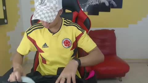 jose_sexycumm online show from 4, 1, 2025