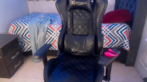 jose_sexycumm online show from 5, 1, 2025