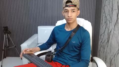 jose_sexycumm online show from 8, 9, 2025