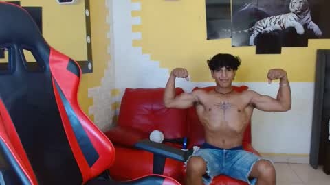jose_sexycumm online show from 24, 9, 2025