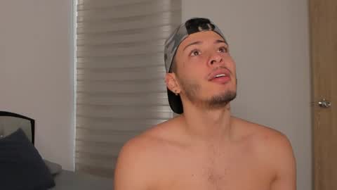 Snapshot of josh_and_dilany chatting on 19, 1, 2025 Dilany Josh online show from 19, 1, 2025