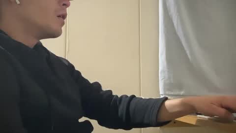 Nicolas online show from 6, 2, 2026