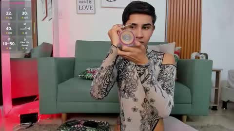 Joshua Sanz  online show from 10, 10, 2025