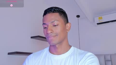 JOSS JORDAN  online show from 19, 11, 2025