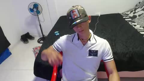 josue25sex online show from 30, 11, 2025