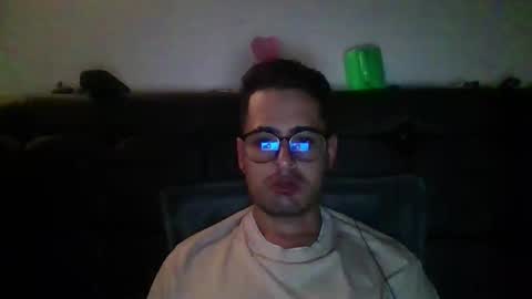 Snapshot of josux8 chatting on 31, 10, 2025 josux8 online show from 31, 10, 2025