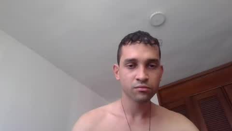 Snapshot of jovenvergonguapo09 chatting on 27, 6, 2026 Van Helsing online show from 27, 6, 2026