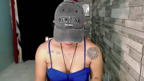 Snapshot of joycum_xxx chatting on 1, 2, 2025 JOY in your heart online show from 1, 2, 2025