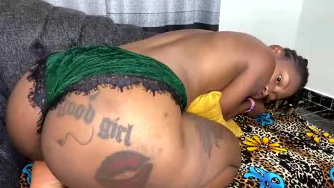 Butterflyass online show from 4, 4, 2026