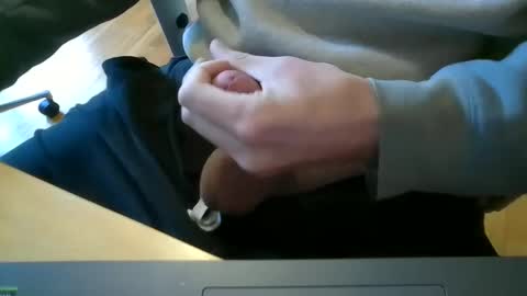 jpguy1989 online show from 21, 12, 2024