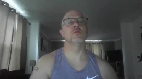 Snapshot of jr1871 chatting on 8, 5, 2026 jr1871 online show from 8, 5, 2026