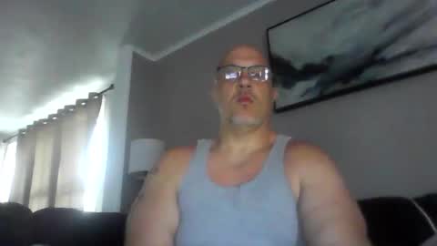 Snapshot of jr1871 chatting on 20, 5, 2026 jr1871 online show from 20, 5, 2026
