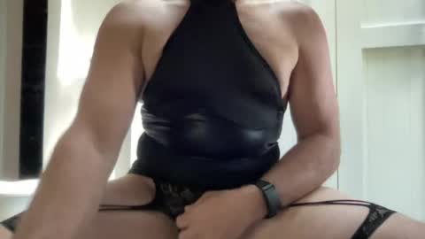 Snapshot of jstenjytheshow chatting on 13, 6, 2026 Just Enjoy the Show online show from 13, 6, 2026