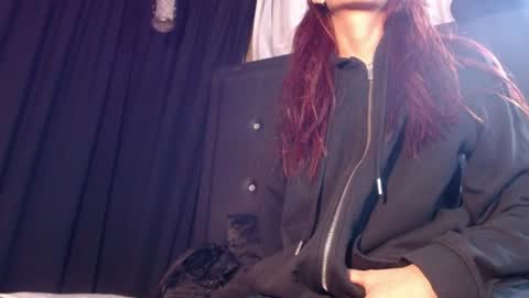    online show from 9, 4, 2026