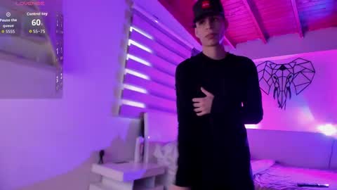 Snapshot of juan_posada1 chatting on 25, 2, 2026 Juan Posada online show from 25, 2, 2026