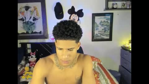 Snapshot of juanbigcock21cm chatting on 24, 11, 2025 juan jose online show from 24, 11, 2025