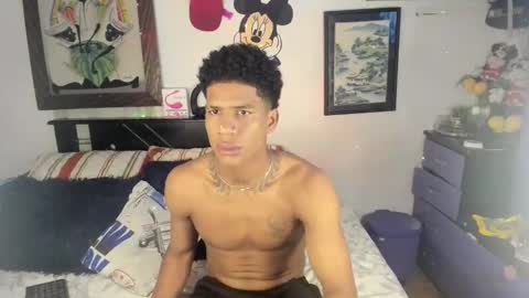 Snapshot of juanbigcock21cm chatting on 25, 11, 2025 juan jose online show from 25, 11, 2025