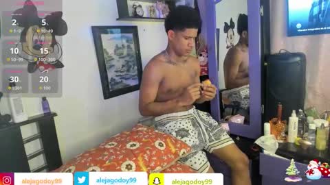 Snapshot of juanbigcock21cm chatting on 28, 11, 2025 juan jose online show from 28, 11, 2025