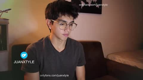 . online show from 14, 12, 2025