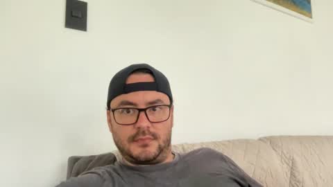 Snapshot of juanchom chatting on 24, 10, 2025 juanchom online show from 24, 10, 2025