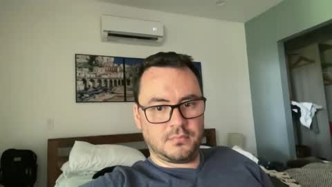 Snapshot of juanchom chatting on 14, 11, 2025 juanchom online show from 14, 11, 2025