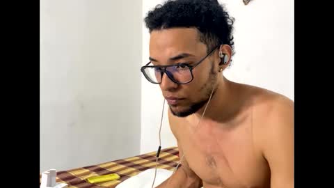 juanexfox online show from 15, 4, 2026