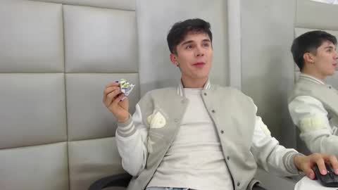 JuanGomm online show from 15, 12, 2025