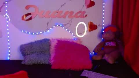 Snapshot of juanitared chatting on 4, 12, 2025 Juanita online show from 4, 12, 2025