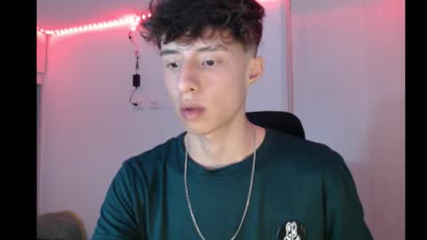 Snapshot of juanmres chatting on 21, 11, 2025 juanmres online show from 21, 11, 2025