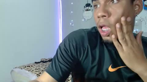 juanse_hot11 online show from 30, 12, 2024