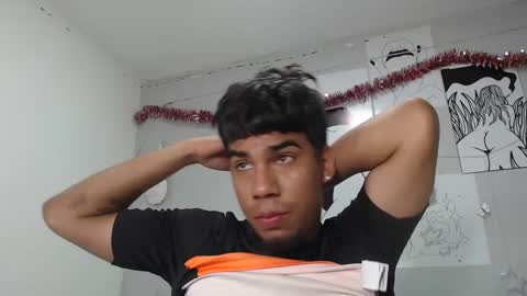 juanse_hot11 online show from 20, 1, 2025