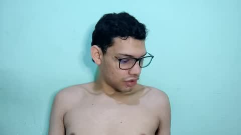 juansuarez204 online show from 3, 3, 2025