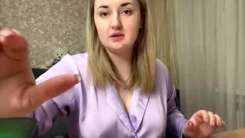 Snapshot of judevalenti chatting on 21, 10, 2025 JudeValenti online show from 21, 10, 2025