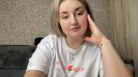 Snapshot of judevalenti chatting on 23, 11, 2025 JudeValenti online show from 23, 11, 2025