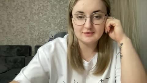 Snapshot of judevalenti chatting on 3, 12, 2025 JudeValenti online show from 3, 12, 2025