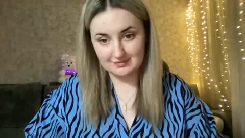 Snapshot of judevalenti chatting on 17, 12, 2025 JudeValenti online show from 17, 12, 2025